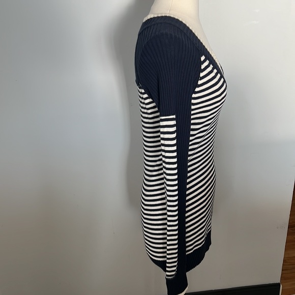 L.A.M.B. Navy and White Striped Sweater - Picture 3 of 7